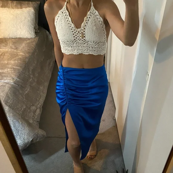 ⭕️ SOLD ⭕️ NEW Zara Electric Blue High Side Slit Satin Skirt - Picture 1 of 10
